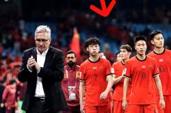 爱游戏馆-关于球员个人表现出色，助球队取得重要胜利的信息