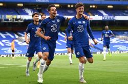 爱游戏官网-包含切尔西战平不满，兰帕德调整尚待完善的词条