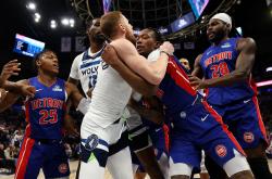 爱游戏网站入口-关于森林狼年轻球员崭露头角，成为一大亮点的信息