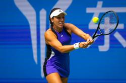 爱游戏在线-近期足球赛事女子选手表现神勇