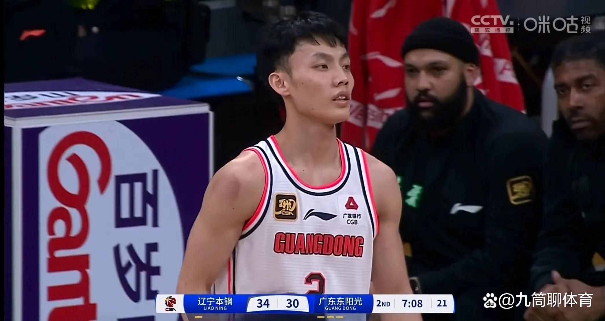 广东队爆发神级表现，CBA季后赛被彻底压制，进球的简单介绍