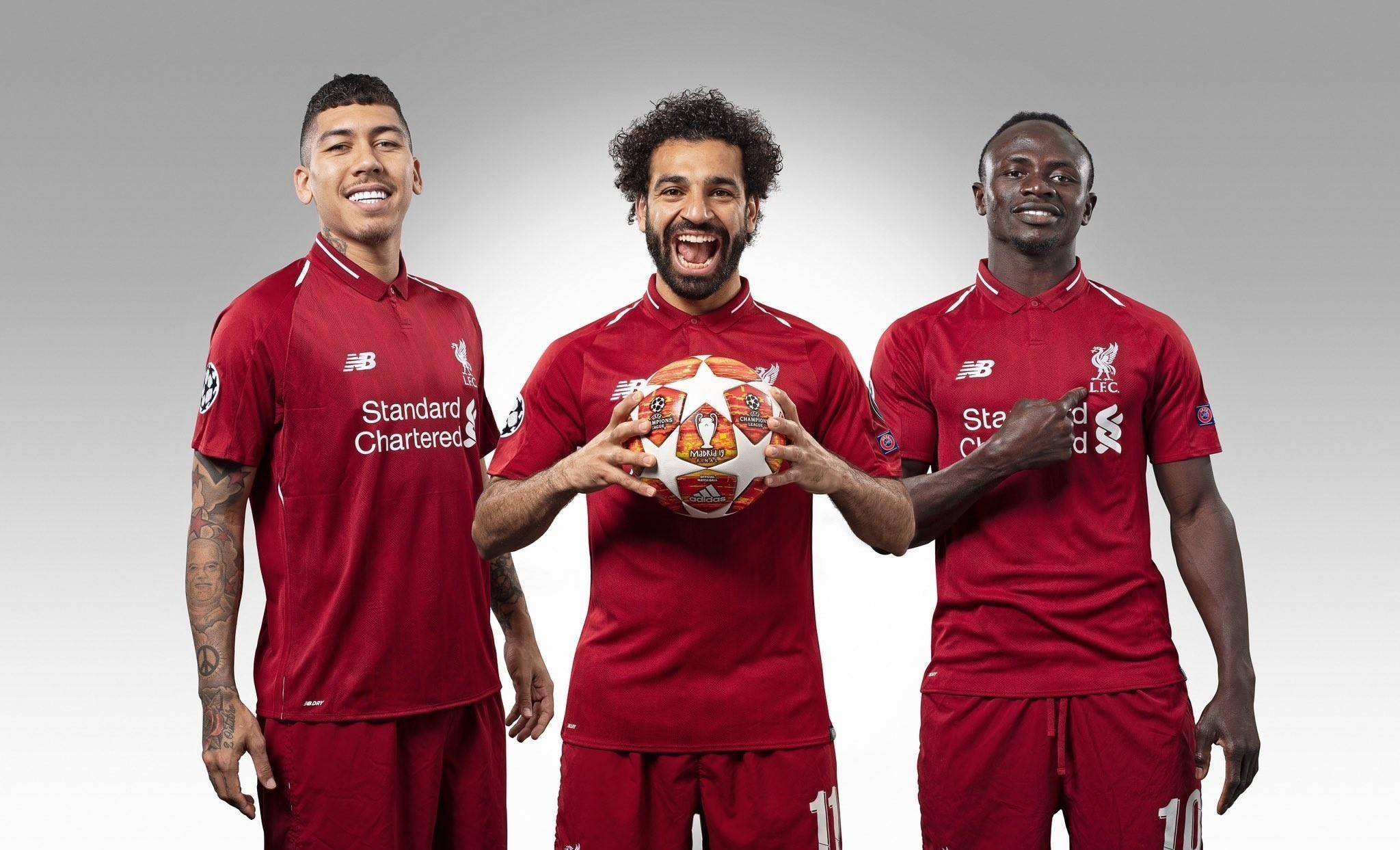 利物浦大将马内欢呼雨中比赛的简单介绍