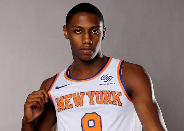 黄蜂青年后卫获最佳新秀候选！成员恭喜的简单介绍