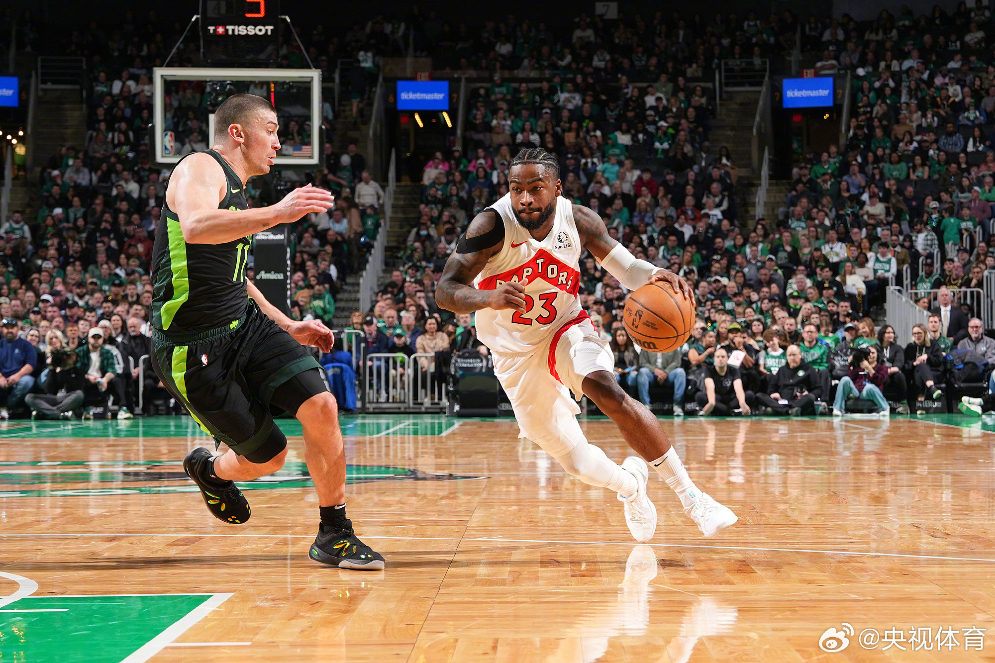 猛龙击败篮网，创下五连胜纪录