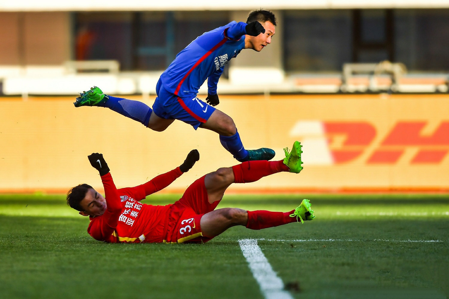 包含主场作战！重庆斯威期待在亚冠比赛中取得突破的词条