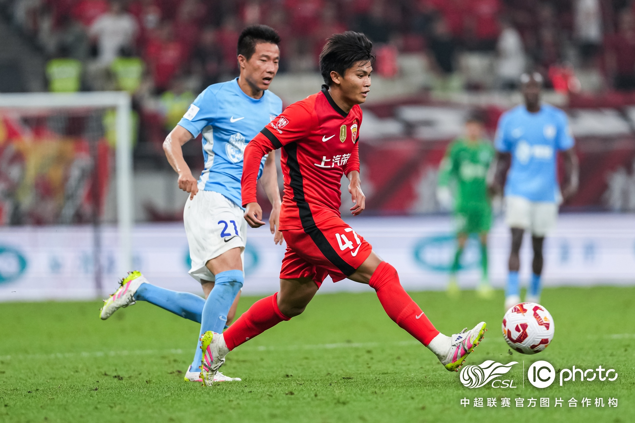 关于中超新赛季球队引进新外援,淘金足坛热点的信息 关于中超新赛季球队引进新外援,淘金足坛热点的信息