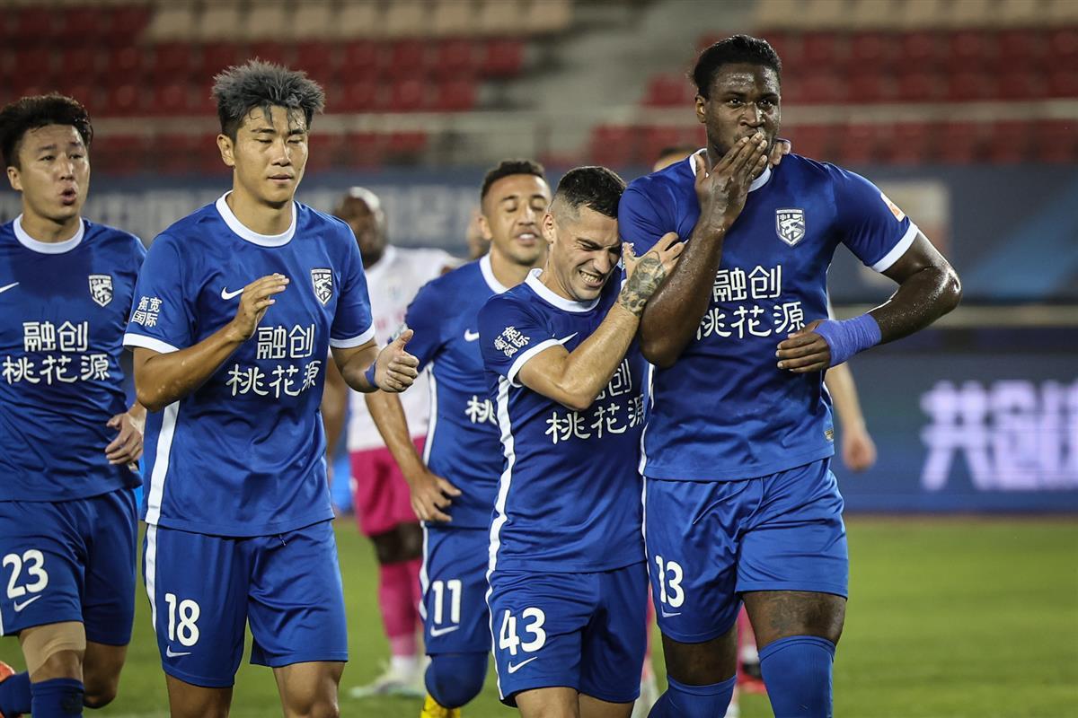 关于中超新赛季球队引进新外援,淘金足坛热点的信息 关于中超新赛季球队引进新外援,淘金足坛热点的信息