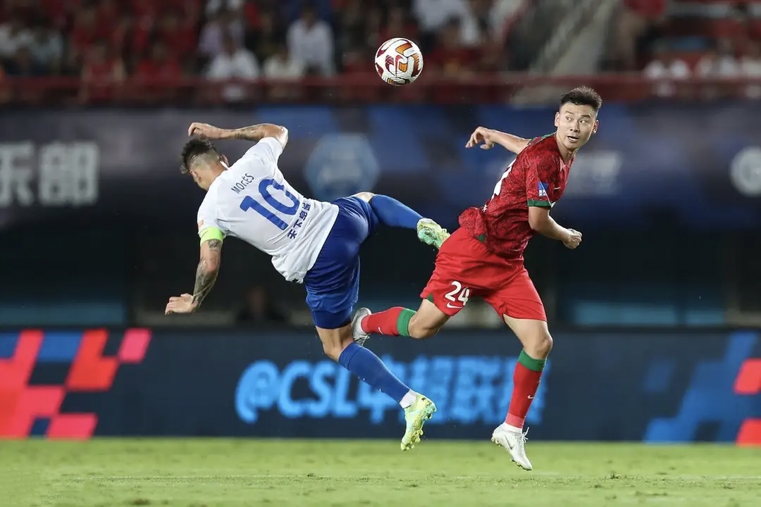 比赛中中场球员带队出奇制胜,善用战术 比赛中中场球员带队出奇制胜,善用战术